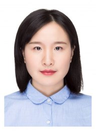 画家 江文佳