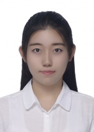 画家 王紫薇