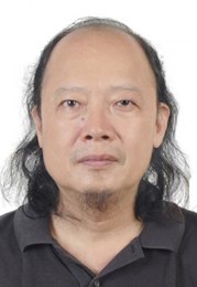 画家 凌少艾