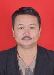 画家 钟武红