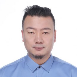 画家 王尔义