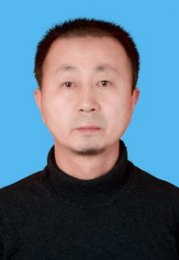 画家 党育刚