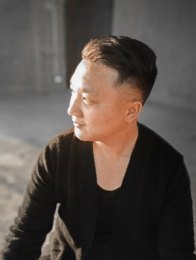 画家 吴定鎏