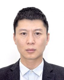 画家 张辉