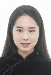 画家 孟雪