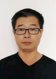 画家 于鲁瑶