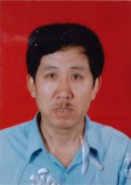 画家 李忠华