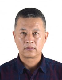 画家 王宁