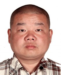 画家 郝洪亮