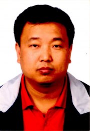 画家 王伟