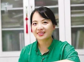 画家 张赤