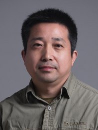 画家 石明祥