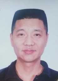 画家 张向阳