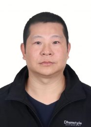 画家 胡义华