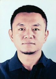 画家 谭璜