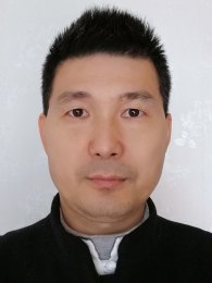 画家 王胜庆