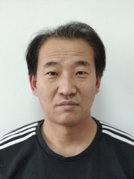 画家 张巴达日胡