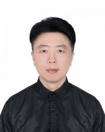 画家 赵春恒