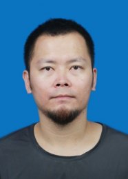 画家 王少桓