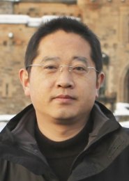 画家 常卫平