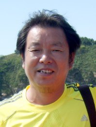 画家 吴金龙