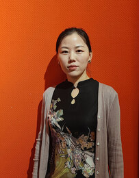 画家 王娜娜