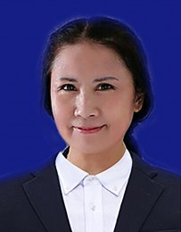 画家 张跃玫