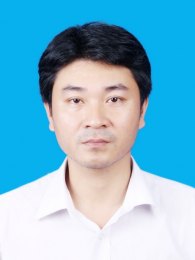 画家 王俊