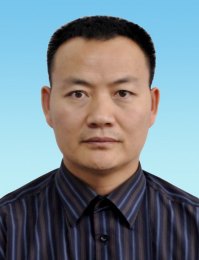 画家 李万云