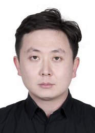 画家 周墨
