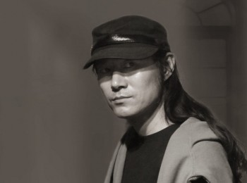 画家 张苑