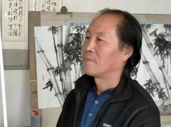 画家 火久明
